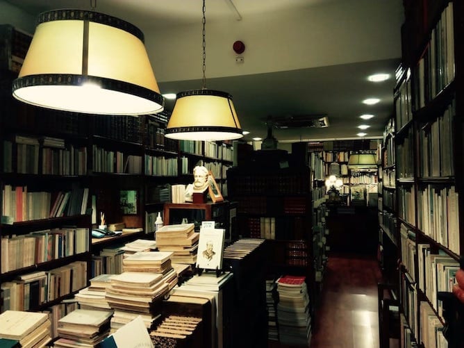 second hand bookshop porto candelabro