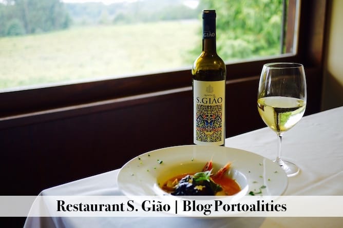 garrafa vinho sao giao restaurante guimaraes