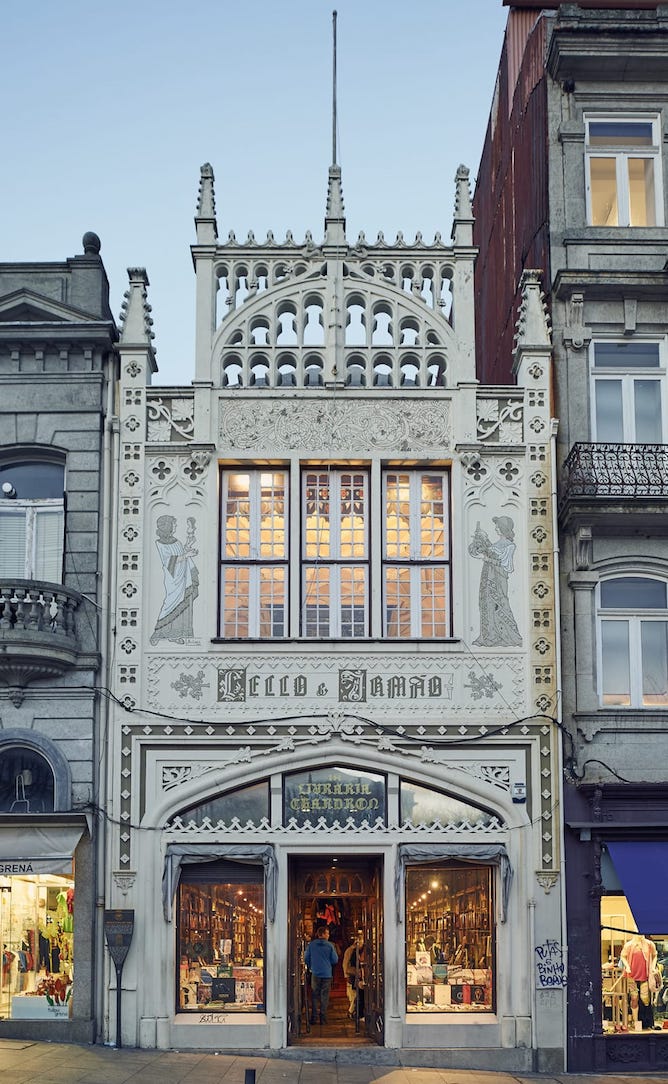 lello bookstore facade