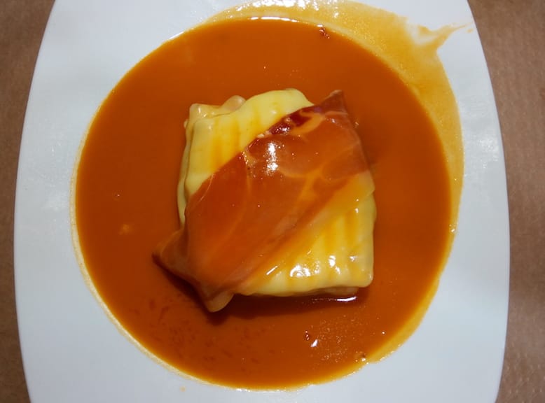 francesinhas downtown porto food portuguese gastronomy francesinha cafe