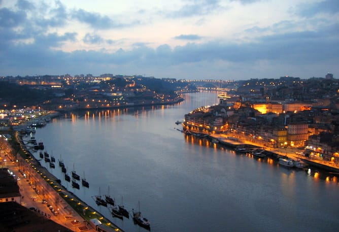 sunset view serra pilar romantic things porto sunset view serra pilar romantic things porto