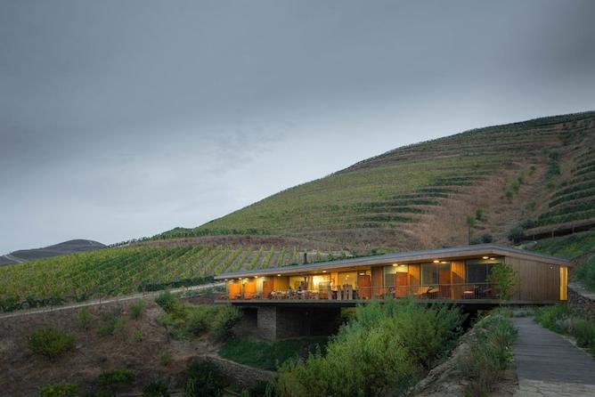 casa rio wine hotel douro valley