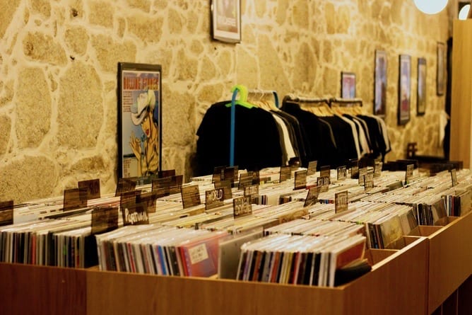 louie louie record store porto