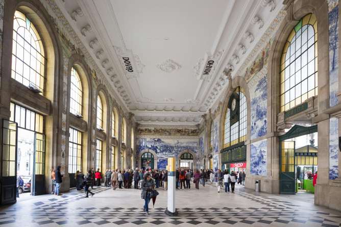 sao bento station tour porto