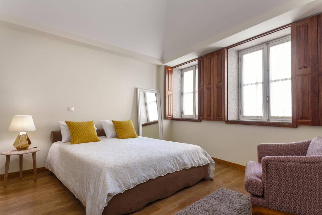 double bedroom chateau apartments stay porto