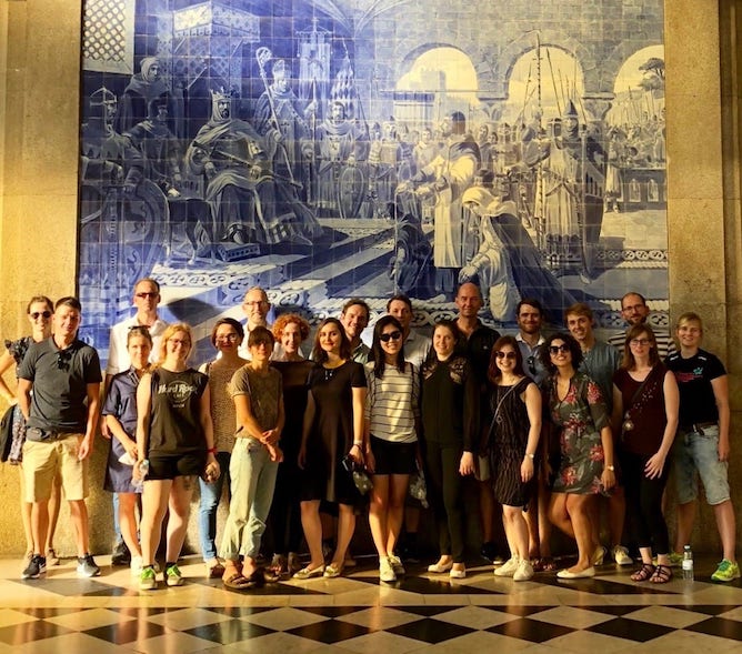 private tour group sao bento train station porto