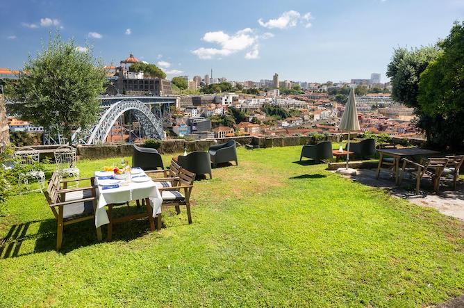 manor house porto bridge view