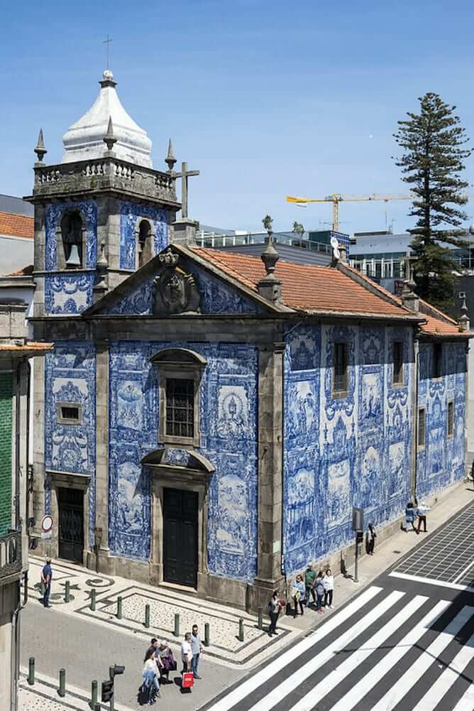 capela almas azulejos tiles porto