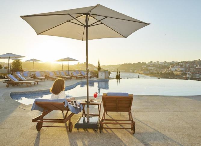 infinity pool yeatman luxury hotels porto