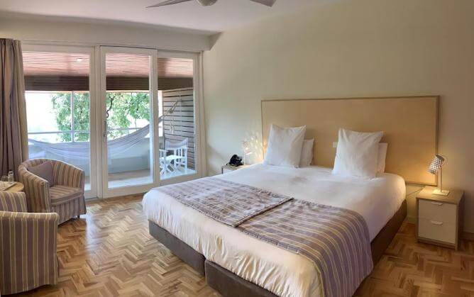 hotel rural misarela double bedroom