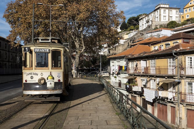 walk bondinho foz porto