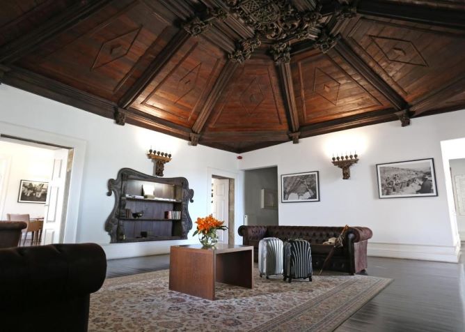 douro scala ceiling room