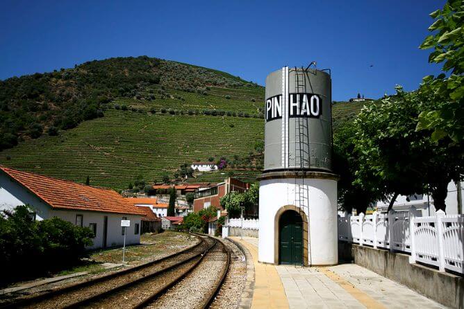 pinhao deposito agua estacao comboio historico douro