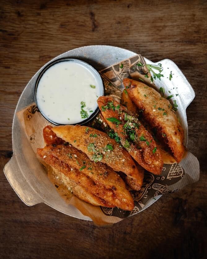 middle east vegetarian restaurant porto cult of pita