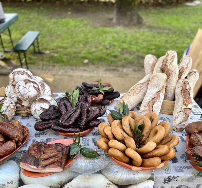 portuguese smoked meats traditional bread