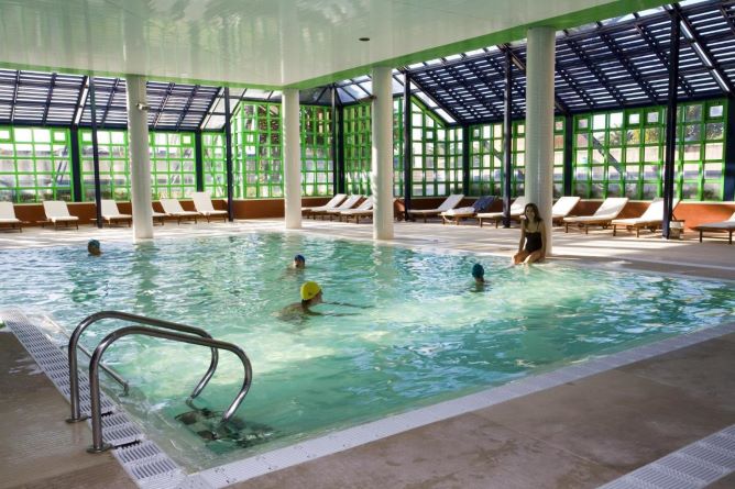 indoor pool solverde hotel