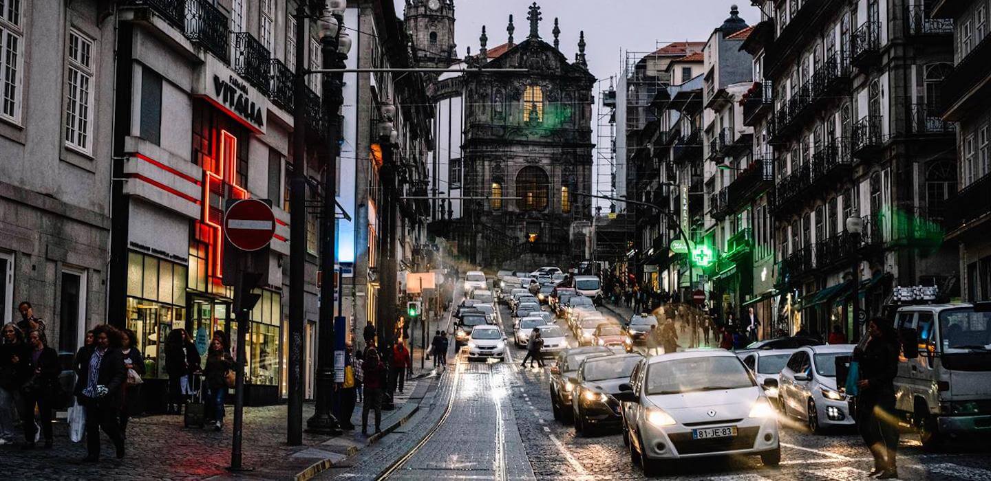 Driving in Porto 5 life saving tips Portoalities, your local blog