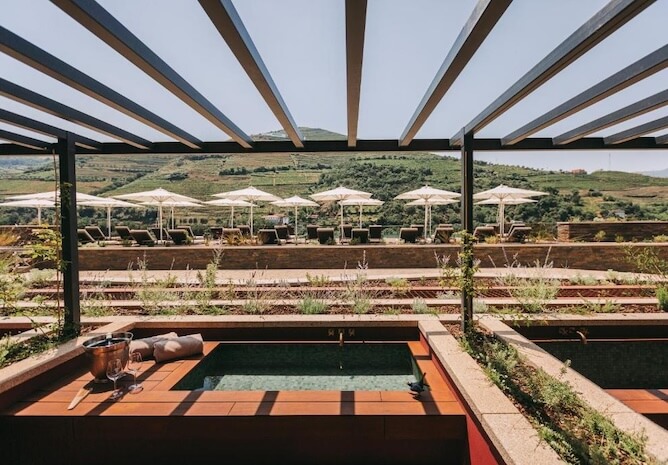 private pool torel quinta vacaria